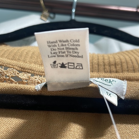 Coldwater Creek Camel-colored Pleated Chiffon Trim Cardigan - NWT - Picture 7 of 8